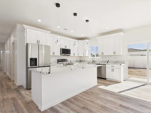 931 Lone Pine Rd, Pahrump, NV 89048