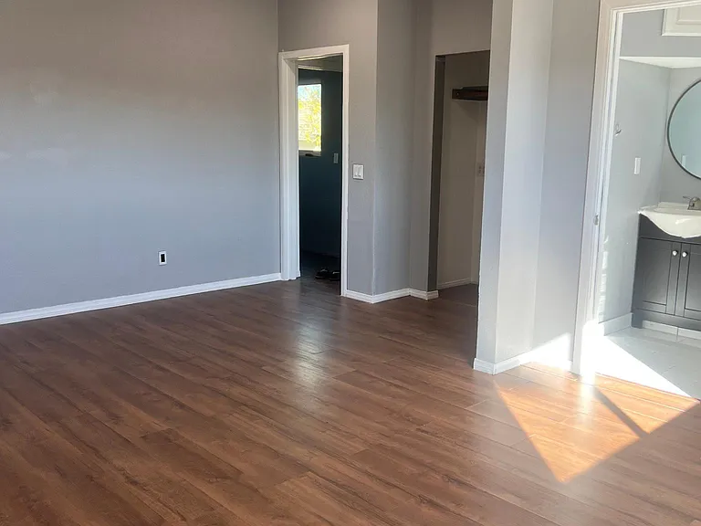 8050 Escondido Ave — Photo 15