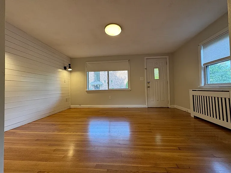 41 Cross St #1 — Photo 2