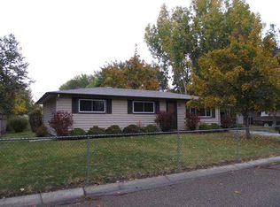 3727 W Pinehurst Dr, Boise, ID 83703