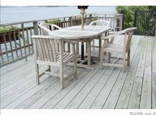 614 Riverside Dr, Clayton, NY 13624