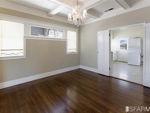 4th image of 85 Delano Ave