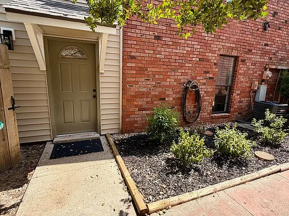 209 Marguerite St APT B, Broussard, LA 70518