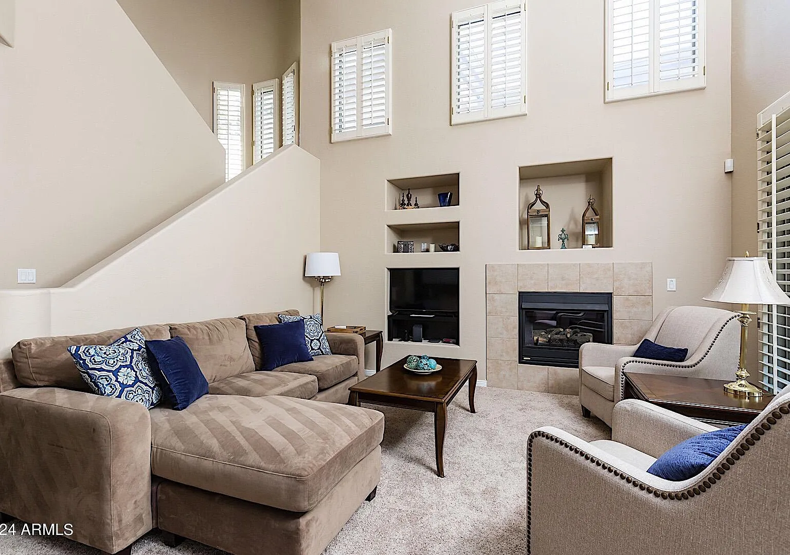 2 bed, 2.5 bath, 1640 sqft, $2,500 — Photo 2