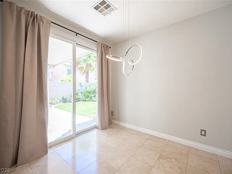 11225 Vintners Ln — Photo 24