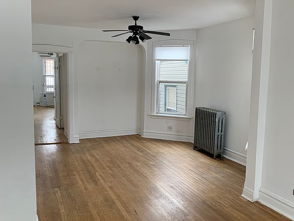 5th image of 1723 N Kedzie Ave #3