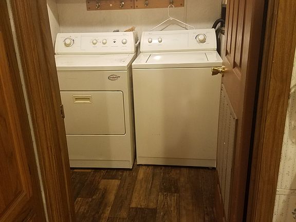 2nd image of 8601 Summerwood Dr