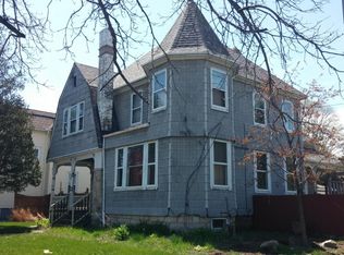 6102 Sheridan Rd, Kenosha, WI 53143