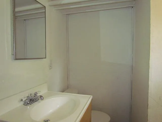 3428 N Newton St — Photo 19