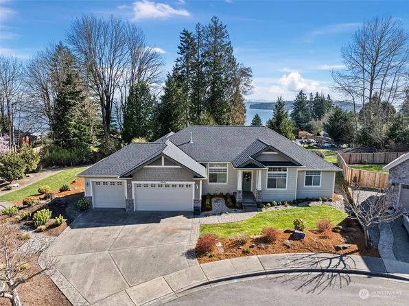 8049 E Aguilar Court, Port Orchard, WA 98366