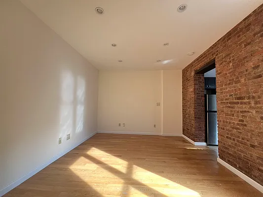 Rented by ABODE NYC LLC | media 1