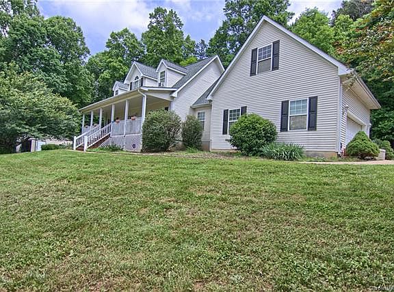 2nd image of 102 Deer Path Dr