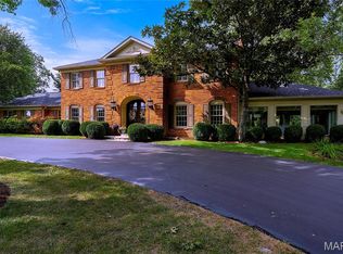 12859 Topping Mdws, Saint Louis, MO 63131