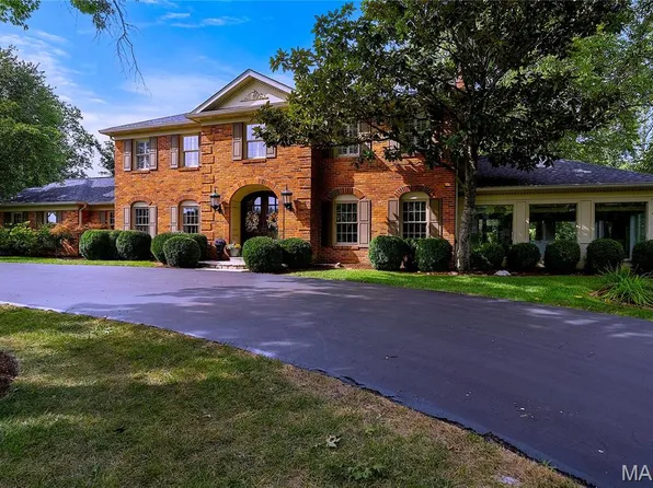 12859 Topping Mdws, Saint Louis, MO 63131