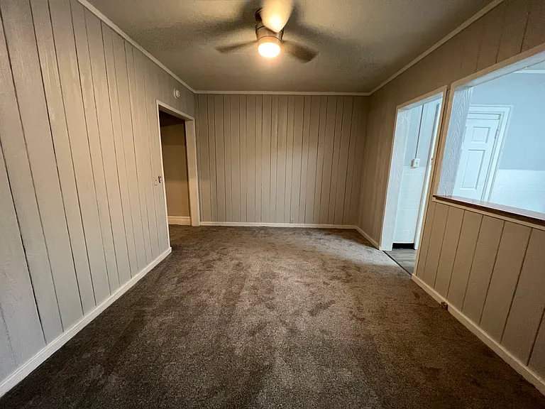 576 Potomac Ave #3 — Photo 6