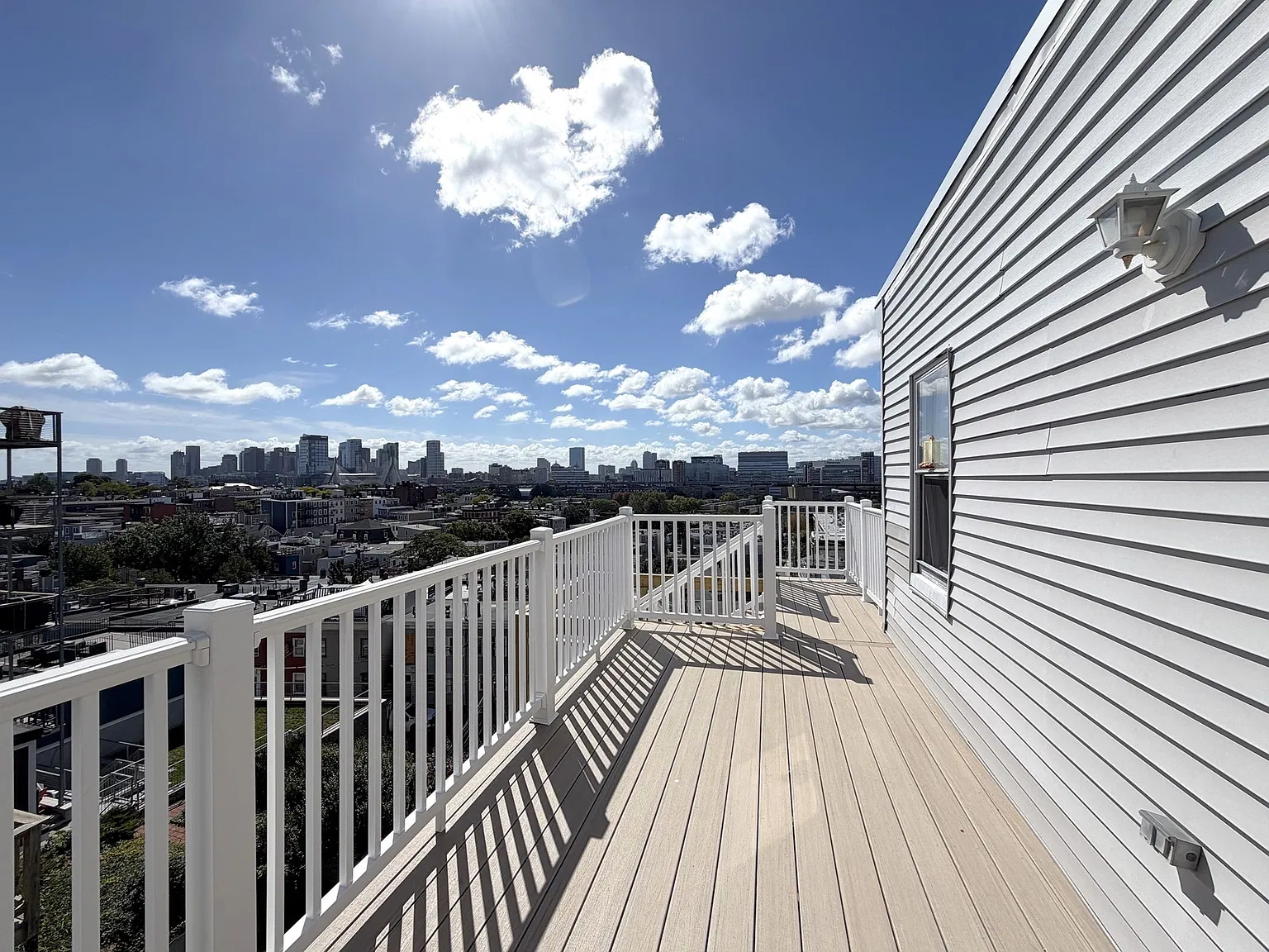 2 bed, 1.0 bath, 768 sqft, $3,400 — Photo 2
