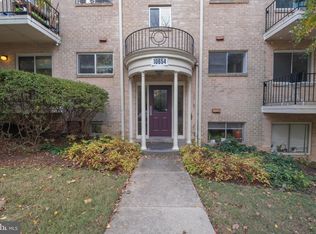 10654 Montrose Ave APT 104, Bethesda, MD 20814