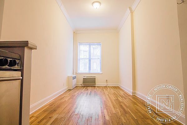 1st image of 76 Saint Marks Pl APT A