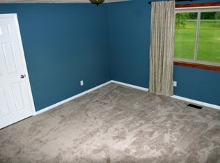 4433 Seven Mile Rd, South Lyon, MI 48178