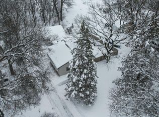 7405 Knollwood Dr, Mounds View, MN 55112