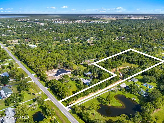 3rd image of 0 Parkway Dr