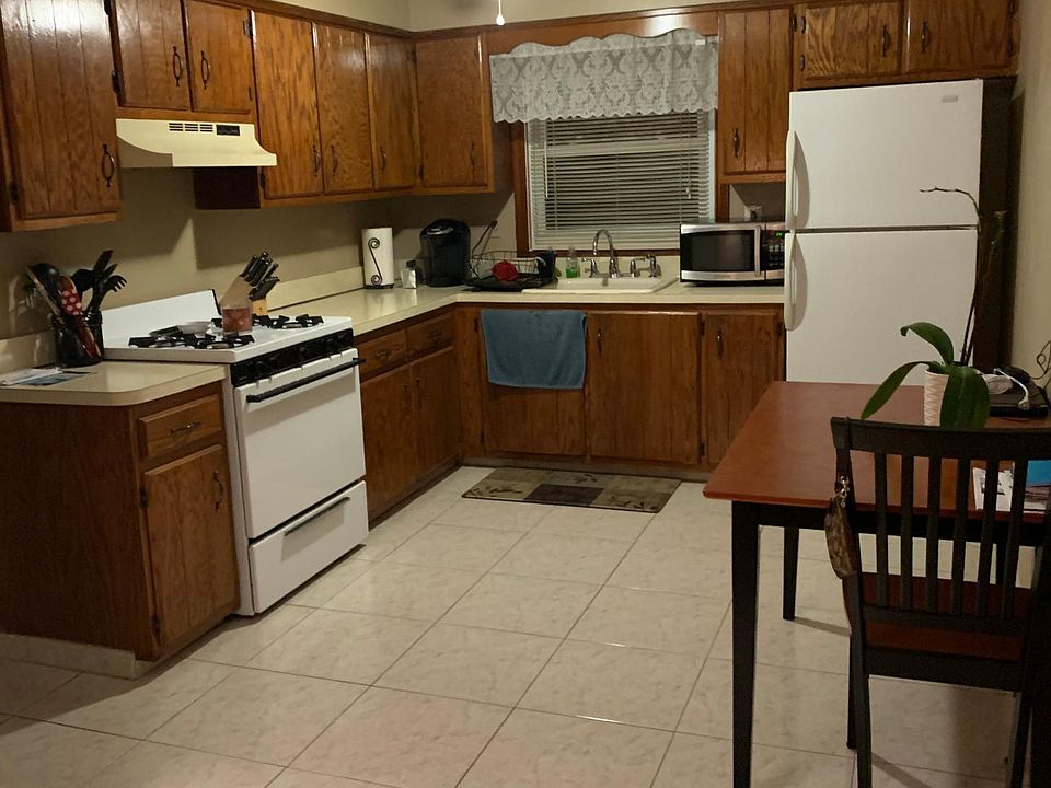 1st image of 14 Oswald Pl