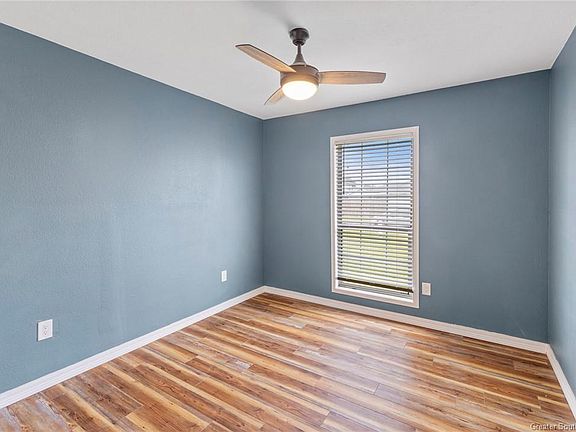 5th image of 5797 Berwick Ln