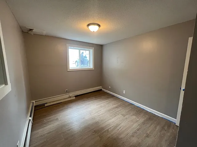 121 Hoyt Ave W #2 — Photo 9