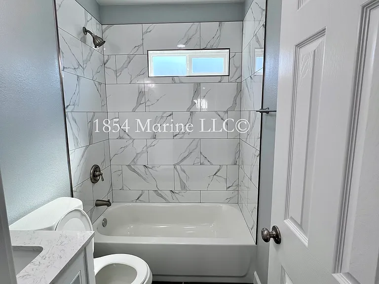 1854 Marine Ave #4 — Photo 4