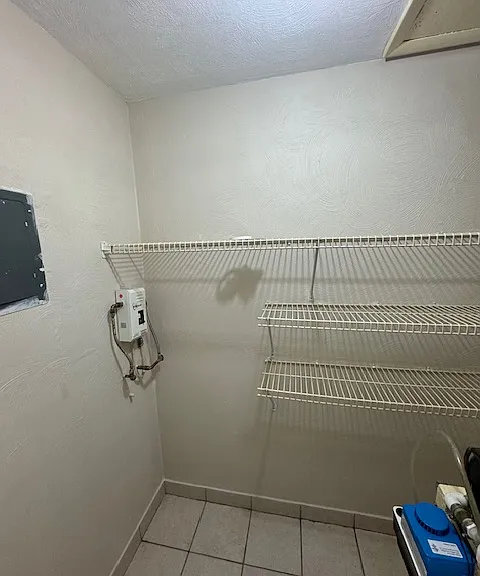 710 NE 46th Ct #3 — Photo 23