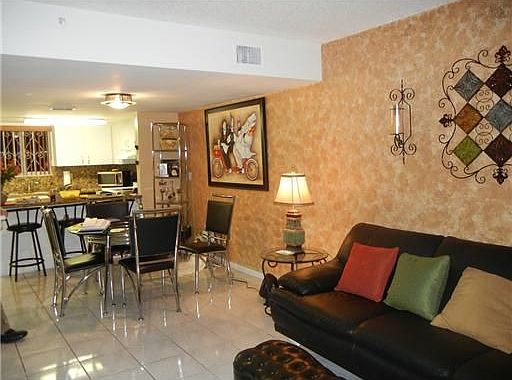 1st image of 511 NW 82nd Ave APT 406