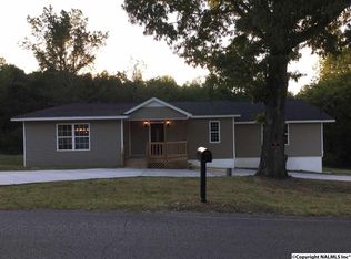 688 Coleman Rd, New Market, AL 35761