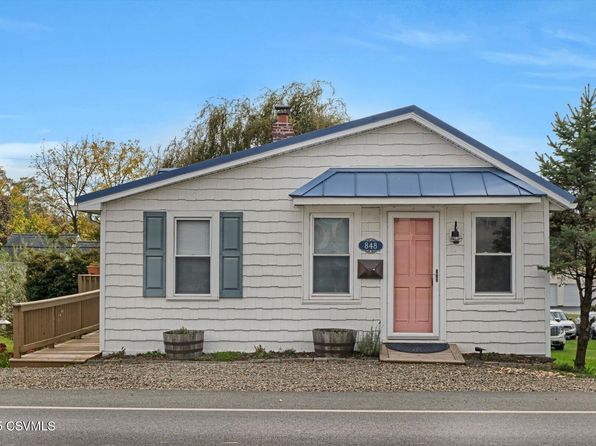 848 Bloom Rd