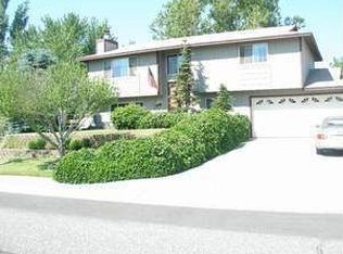 5108 Dove Ln, West Richland, WA