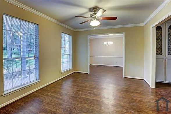 8023 Oak Moss Dr — Photo 4