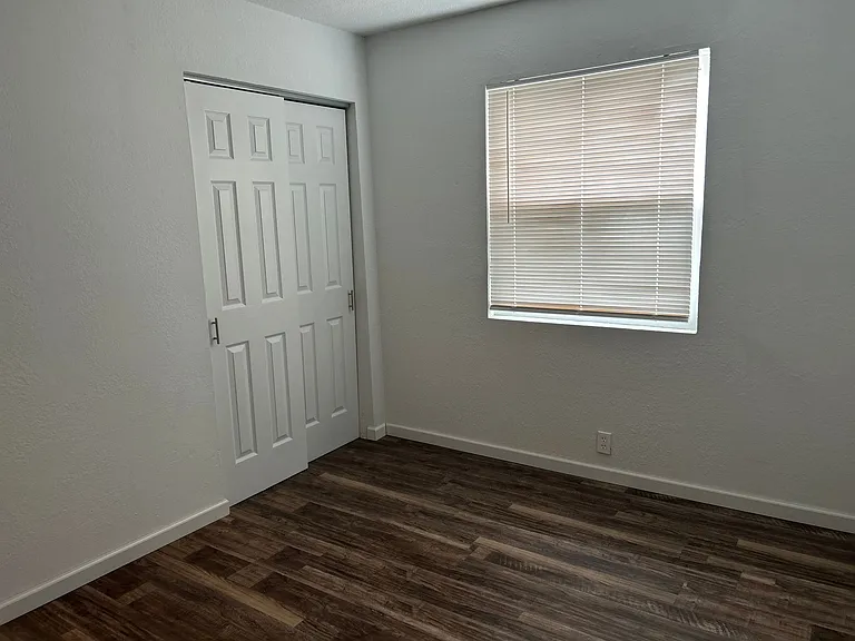 211 Smith Rd #211B — Photo 5
