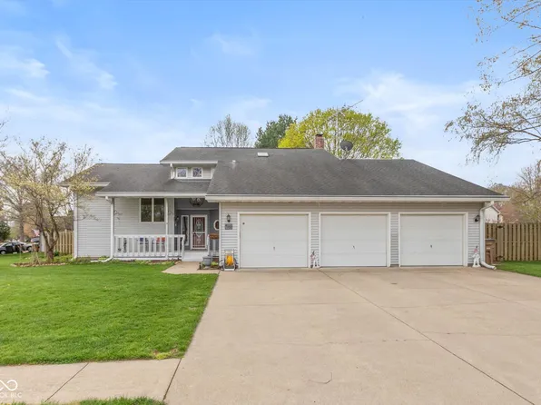 4651 Monterey Dr, Columbus, IN 47203