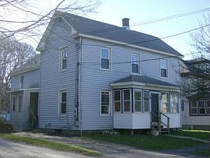 2nd image of 92 Brown St