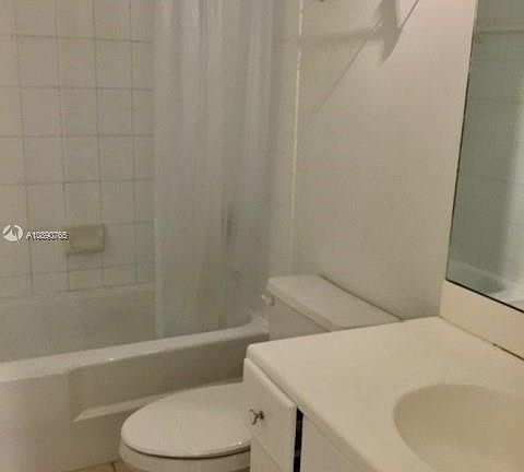 5th image of 5151 Collins Ave APT 727