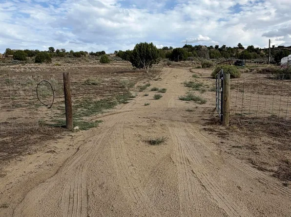 957 Road 4990, Bloomfield, NM 87413