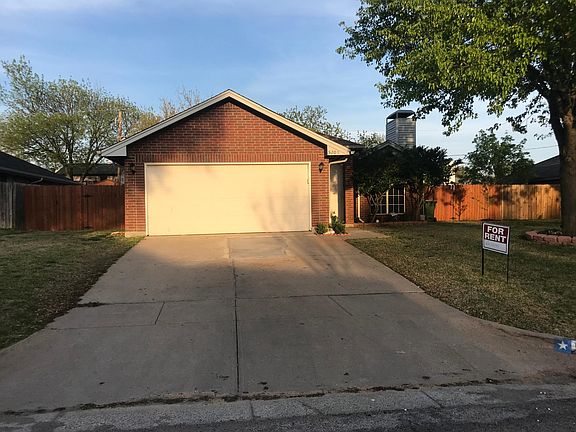3rd image of 5205 Livermore Dr