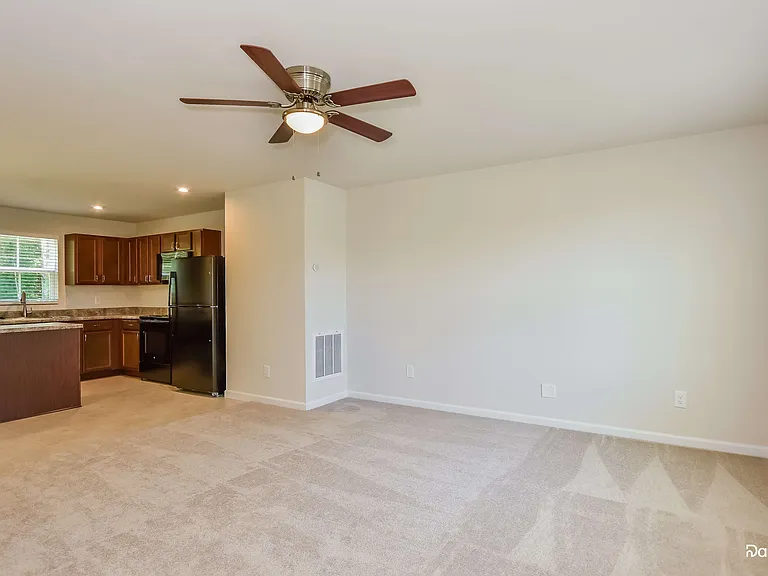 3232 Haskell Ln — Photo 6