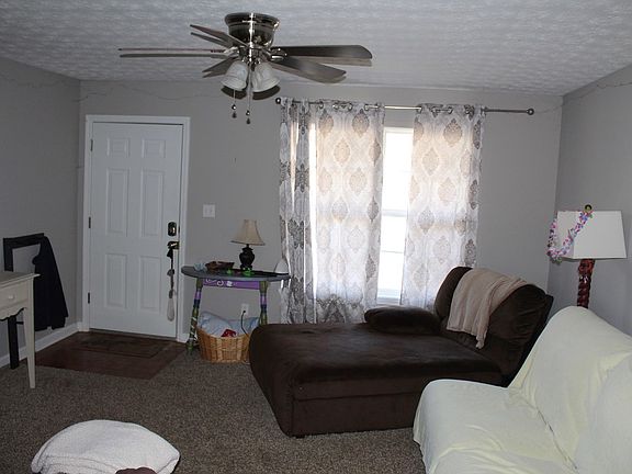 5th image of 178 Maria Dr