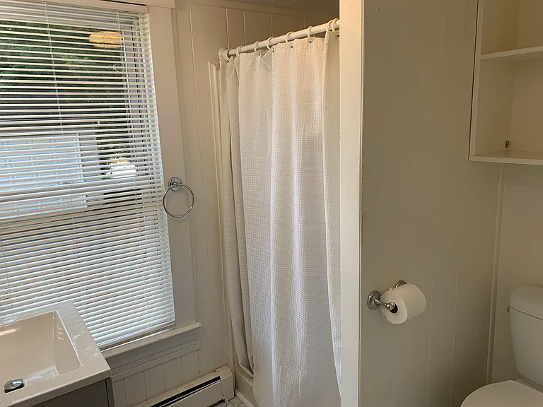 4421 Wilkens Ave — Photo 7