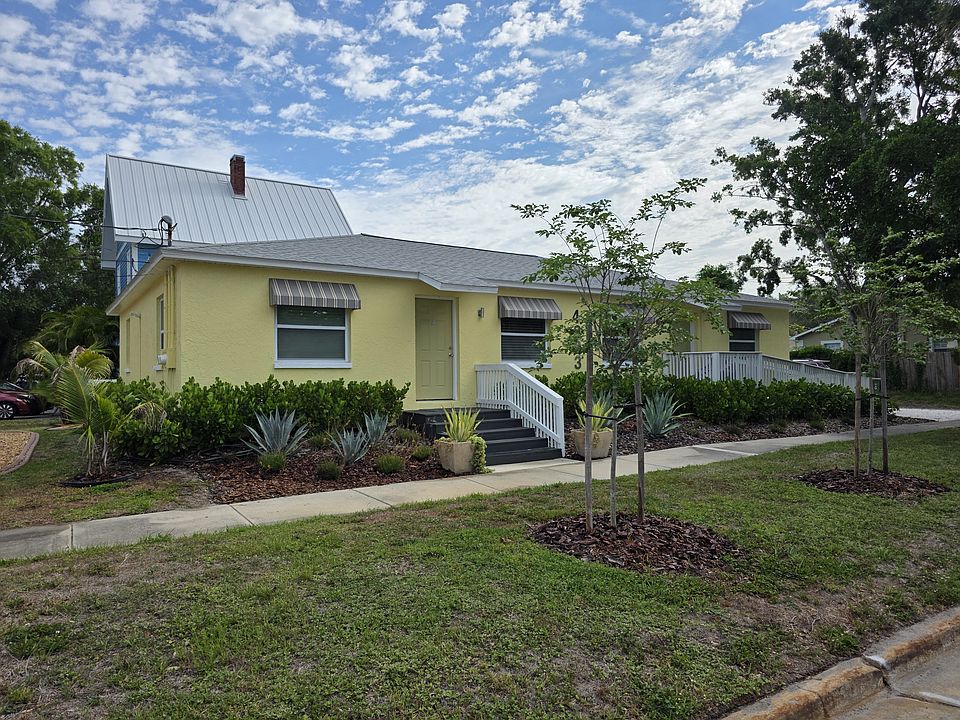 1st image of 4803 W Ingraham St #A