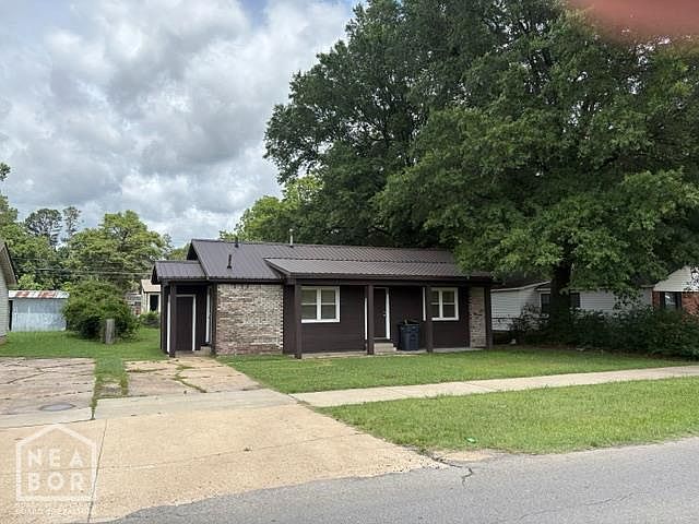 1st image of 3404 Race St