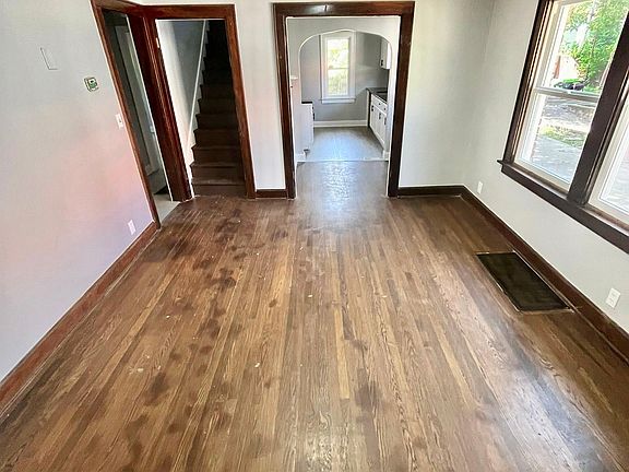 4th image of 1463 E 78th St