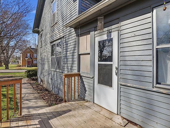 3rd image of 108 1st St S