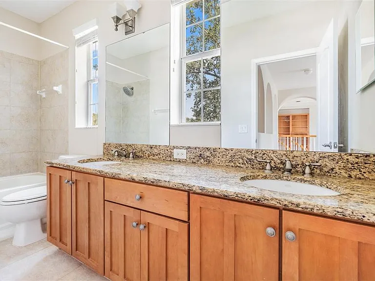 6008 Fishhawk Crossing Blvd #6008 — Photo 30
