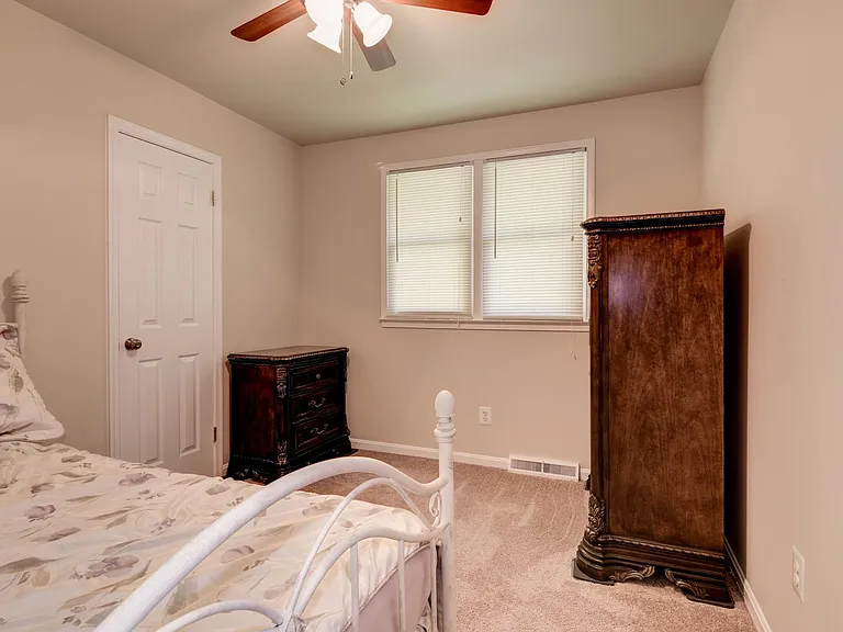 6275 Fenwick Rd — Photo 14